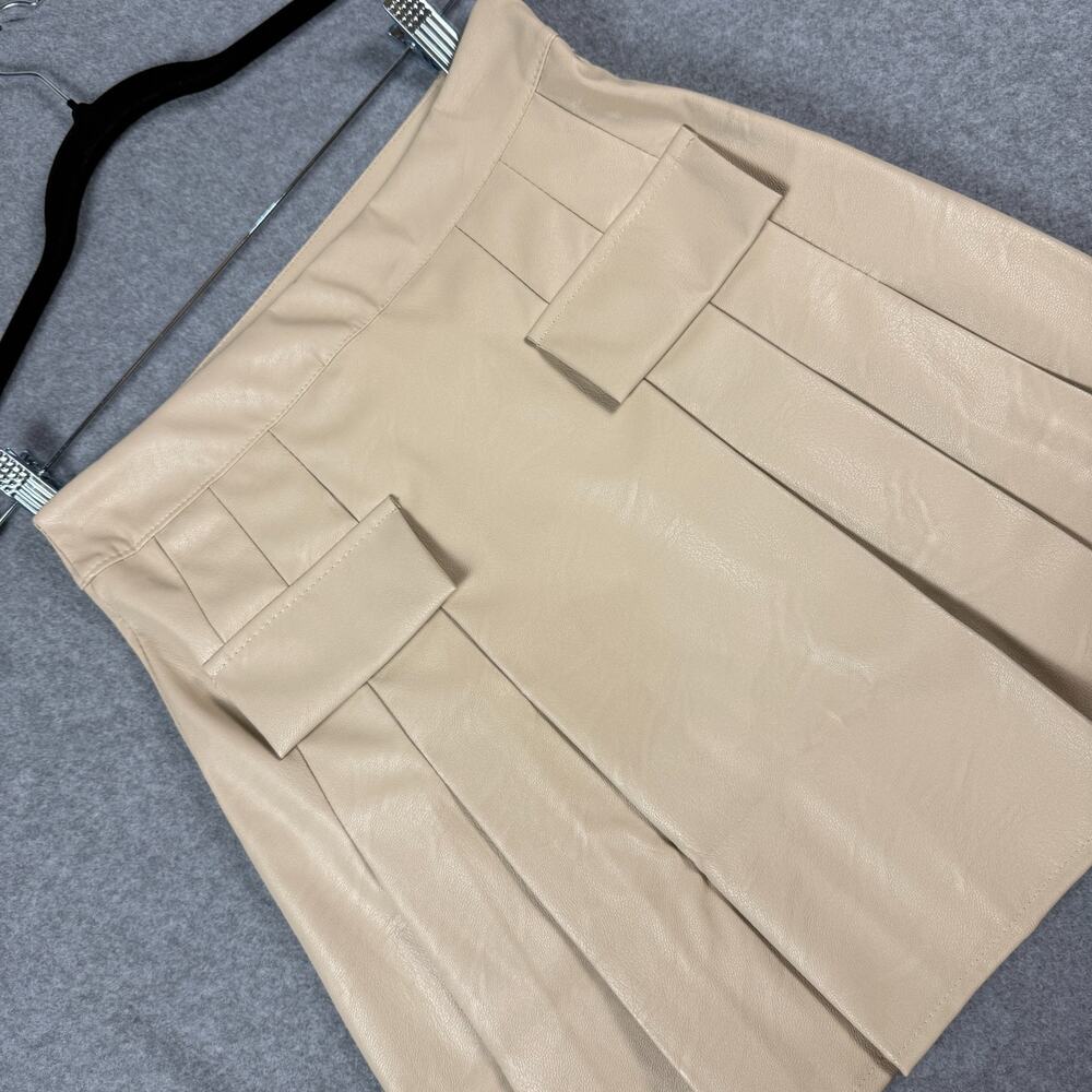 NWT Venti 6 Italian Faux Leather Pleated Mini Skirt Beige Flap Detail Medium